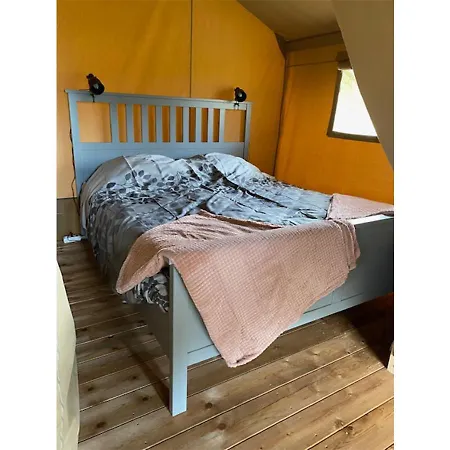 Minicamping De Lindenhoeve - Safaritent Varkentje Nistelrode