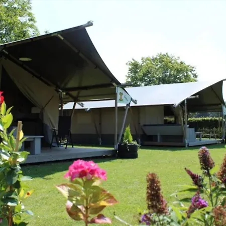 Chalet Minicamping De Lindenhoeve - Safaritent Varkentje