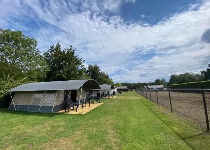 Chalet Minicamping De Lindenhoeve - Safaritent Varkentje *